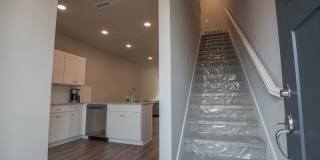 2 bedroom 2.5 bath home located in Fayetteville, AR Gallery 3