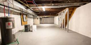 2106 MANTON Street Gallery 30