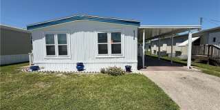 2112 lxora Court E Gallery 1