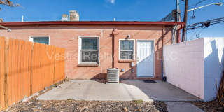 1622 West 38th Avenue - 1 Gallery 23