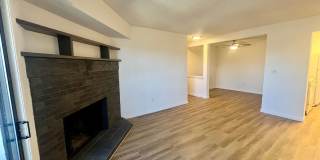 **$500 Move in Special**  Updated Spacious 1 bed/1 bath in Aurora Gallery 6