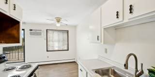 Van Dyke Apartments Gallery 28