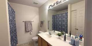 2481 Oneida Lane Gallery 21