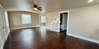 3 Bedroom with Detached Garage and Office! Gallery 6
