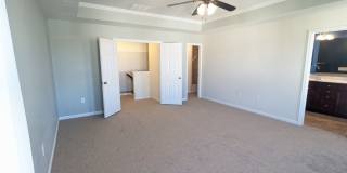Beautiful 3 level townhouse in Jefferson Place ready for you mid July! Gallery 41