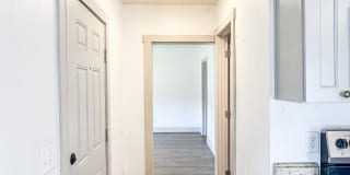 348 8th Street Gallery 6
