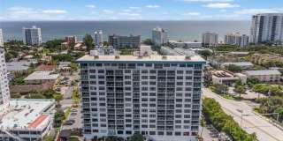 1401 N Riverside Dr Gallery 2