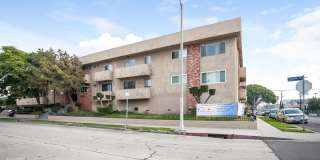 400 N Serrano Ave - 209 Gallery 11