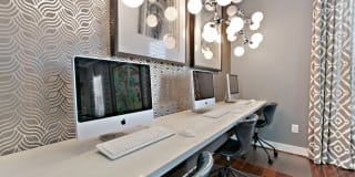 Sadler House Luxury Apartment Homes Gallery 8
