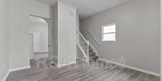 2912 North Kenwood Avenue - 2912 N Kenwood Gallery 2