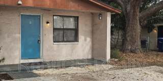 2989 Willow Ave Apt B Gallery 1