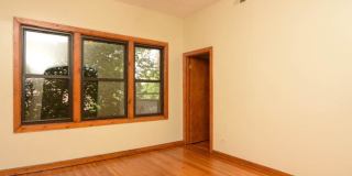 2823 Milwaukee Gallery 9