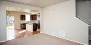 Spacious 3 Bedroom Single-Family Home with Modern Features Gallery 1