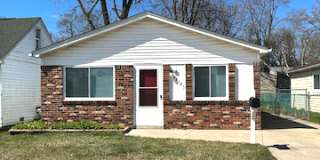 23085 Columbus Ave Gallery 1