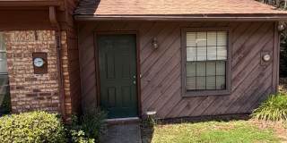 2 Bed/ 2 Bath Near FSU Gallery 1