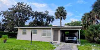 2038 Robinhood Drive Gallery 1