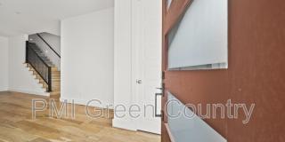 118 East Elgin Street Gallery 3