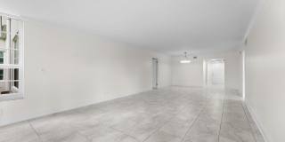 4240 OAKS Terrace Gallery 13
