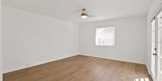 4232 Walnut Gallery 14