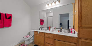 860 N Lacy Dr Gallery 7