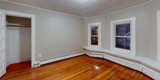 1011 Washington Street Gallery 3