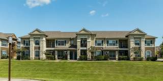 Edgewater Apartments Gallery 15