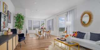4710 N Loop 1604 E, #610 Gallery 1