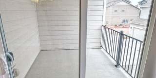 Three Bedroom Townhome Gallery 15