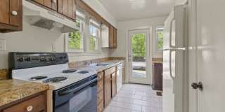 4610 Calvert Road Gallery 4