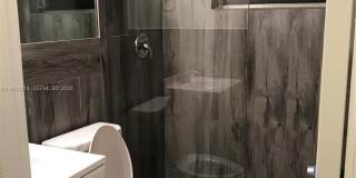 2450 NE 188 STREET Gallery 1