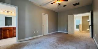 3 Bedroom Townhouse in Boone School Area Gallery 13