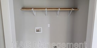 1067 Crescent Drive Gallery 3