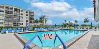 8900 Washington Gallery 13