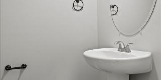 "Get $3,000 Off Rent Today!" Offer Expires 08/31 - Call for details Gallery 22