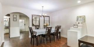 105 Gladiola unit: B Gallery 7