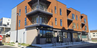 124 Saint James Gallery 1