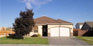 Beautiful 3 bed 2 bath stucco home in a newer area of homes. Just down the street from Park Orchard Elementary. Gallery 1