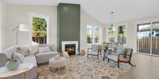 STUNNING AND BRAND NEW 3 Bedroom 2.5 Bathroom Gallery 1