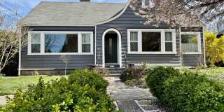 North End 2+ bd, 1 ba, close to Hospitals & UPS!  $2295 Gallery 1