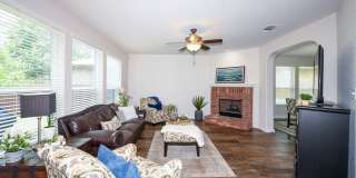 Mountain Lodge Gated Community-5-Bedroom, 3.5-Bathroom Home Gallery 13