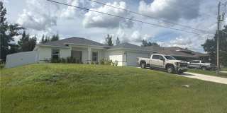 4034 NE 9TH Place Gallery 1