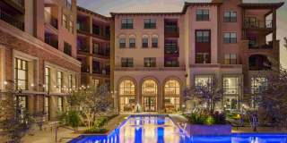 Manor Scottsdale Gallery 3