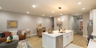 *August 2027*- Newly Built 5 Bed, 5.5 Bath Townhome! Amazing Location! Gallery 15