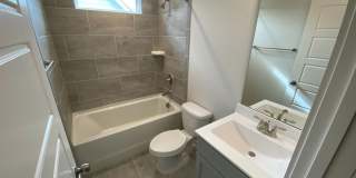 Room in 4 Bedroom Home at Merrick St Room in 4 Bedroom Home at Merrick St Gallery 24