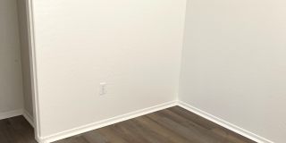 2244 E Huntington Dr Gallery 10