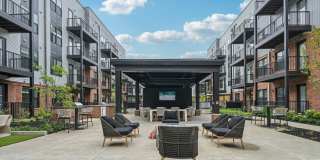 Trace Quarter Trace Quarter Gallery 5