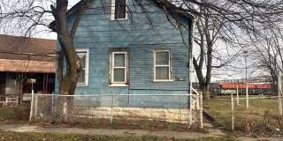 Spacious 5-Bedroom Single-Family Home Available for Rent Gallery 1