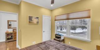 300 Fiddler Lane Gallery 18