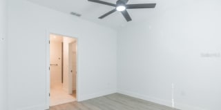 50 W 12TH Street Gallery 22