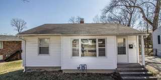 4 Bed 2 Bath House on East Campus Gallery 1